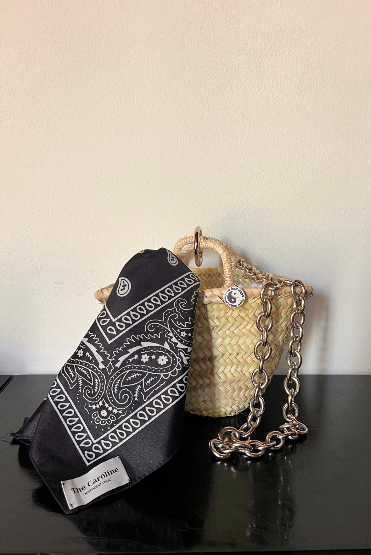 Borsa in paglia con tracolla